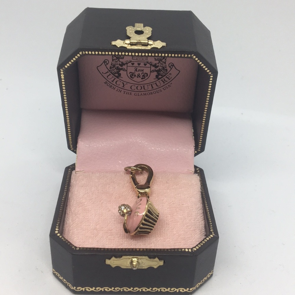 Juicy Couture Pink Cupcake Charm 🧁💕